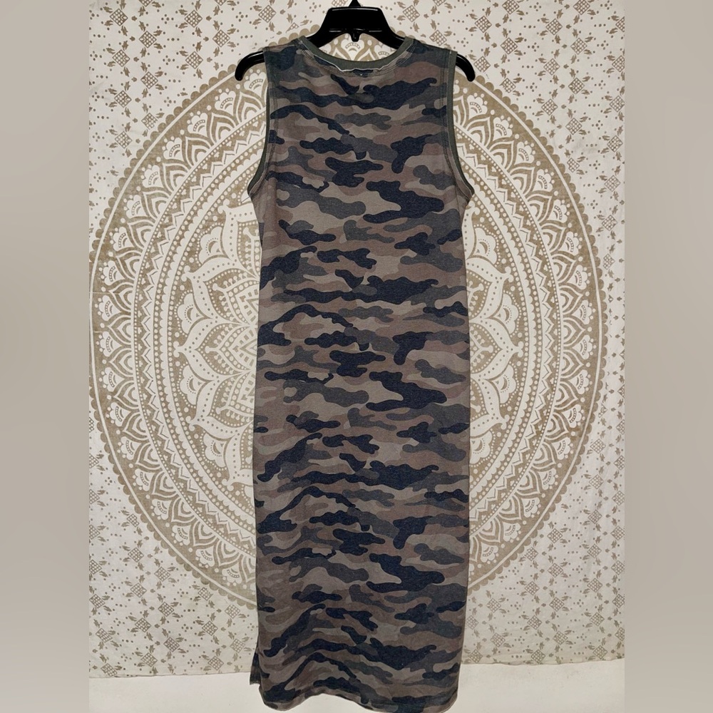 LADIES "LA MIEL" CAMO SLEEVELESS MAXI DRESS, SIZE SMALL - Picture 3 of 4
